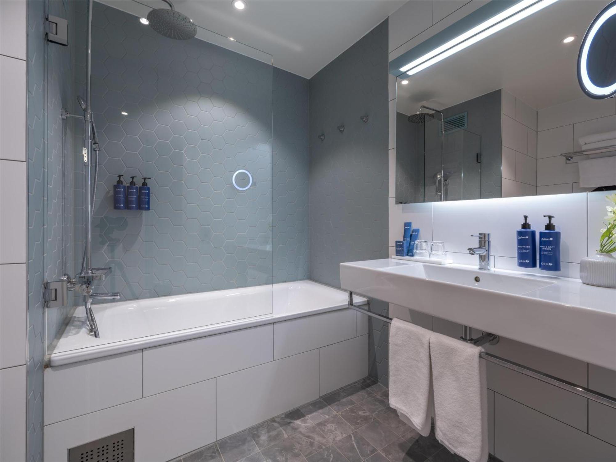 Radisson Blu Scandinavia Hotel, 4*