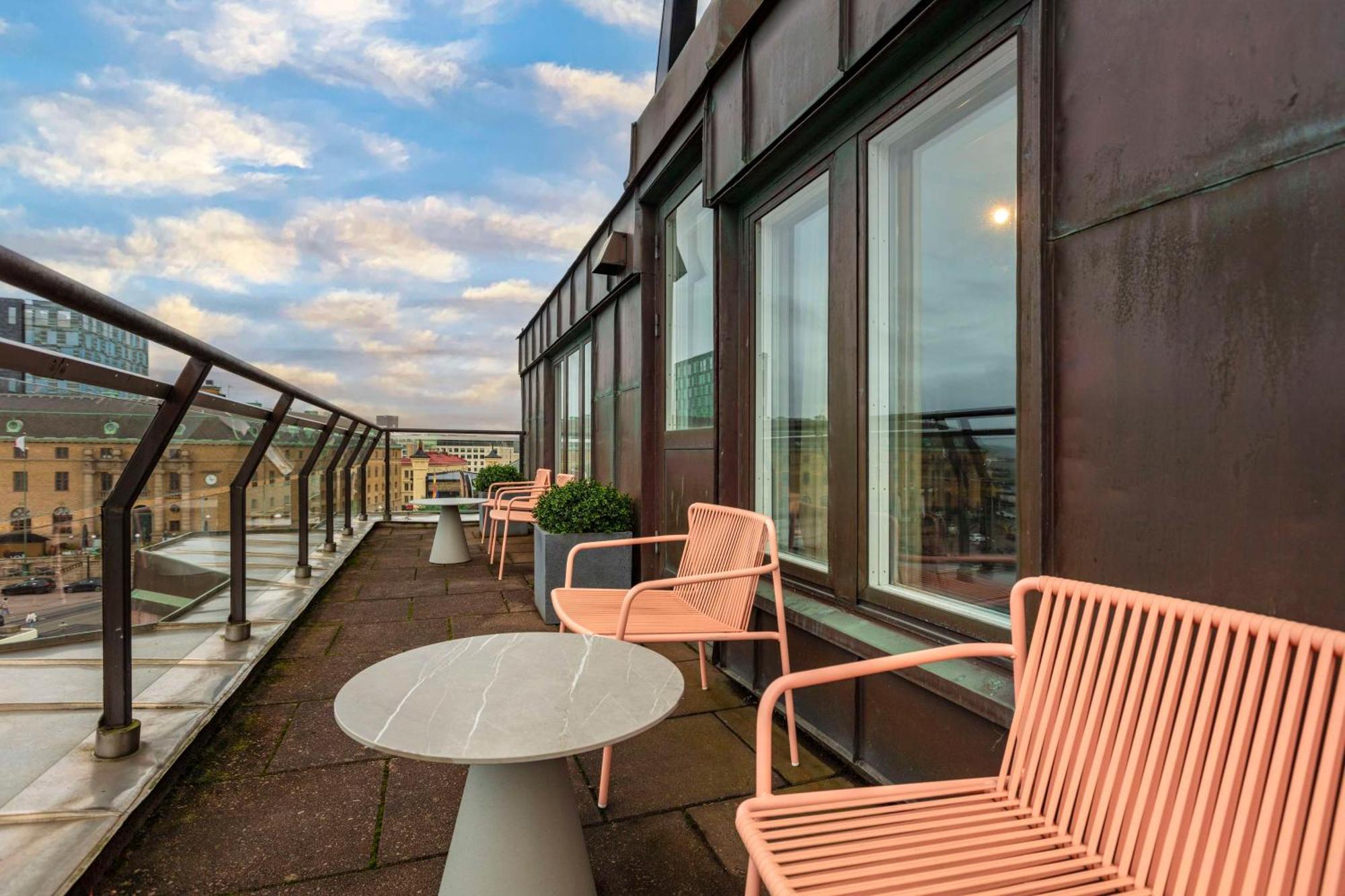 Radisson Blu Scandinavia Hotel, 4*