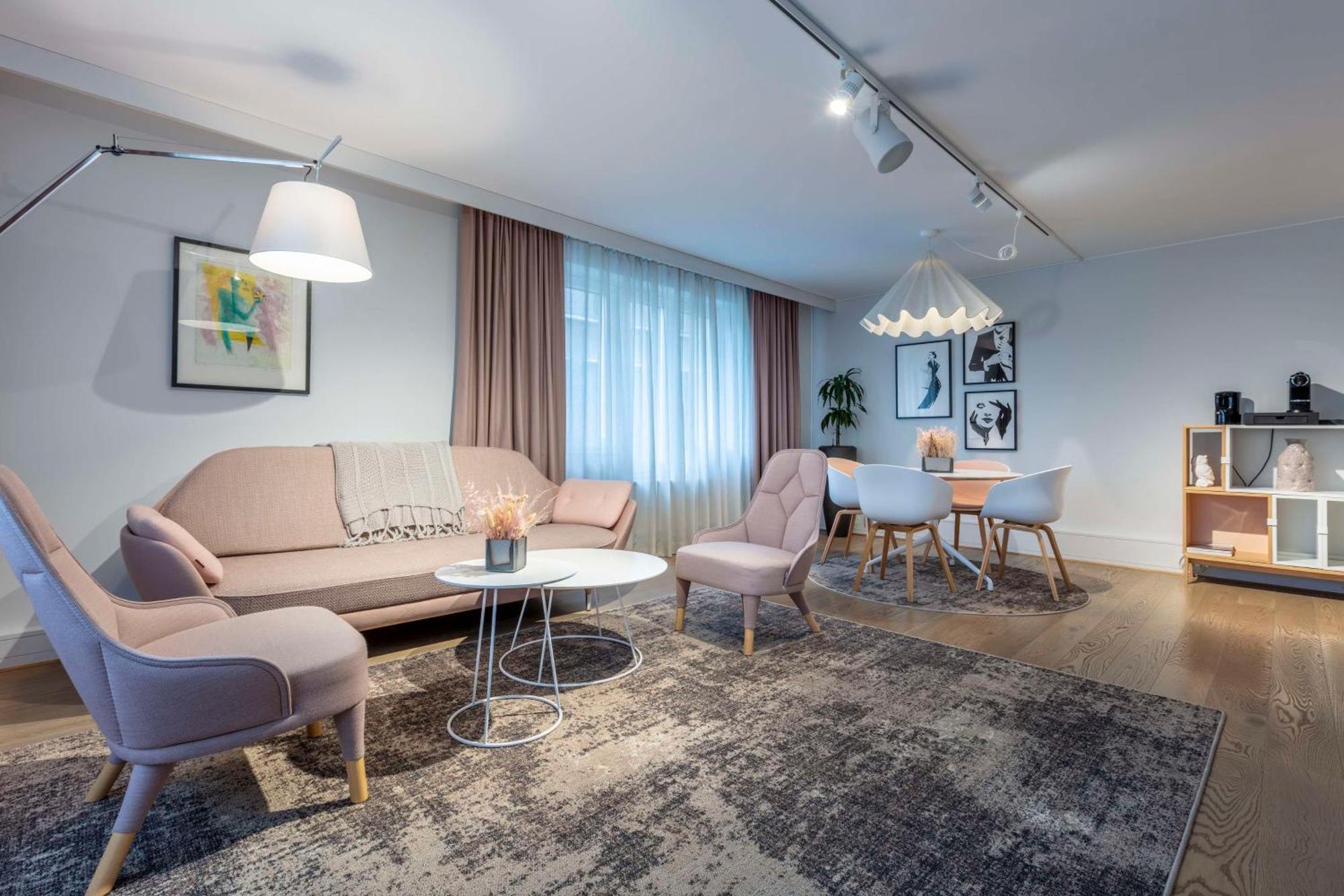 Radisson Blu Scandinavia Hotel, 酒店 4*